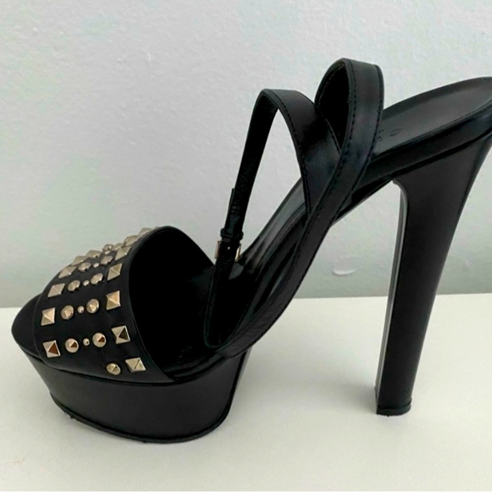 Gucci Platform Studded Leather Sandals size 7.5